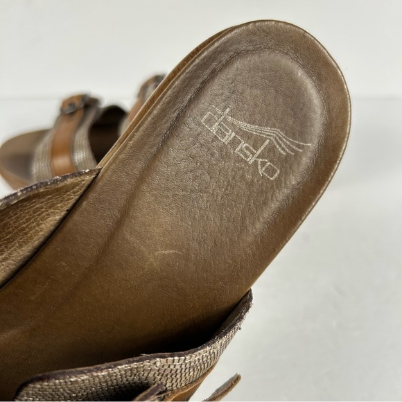 Dansko Stylish Brown and Tan Women's Sandals 39 - Picture 7 of 9